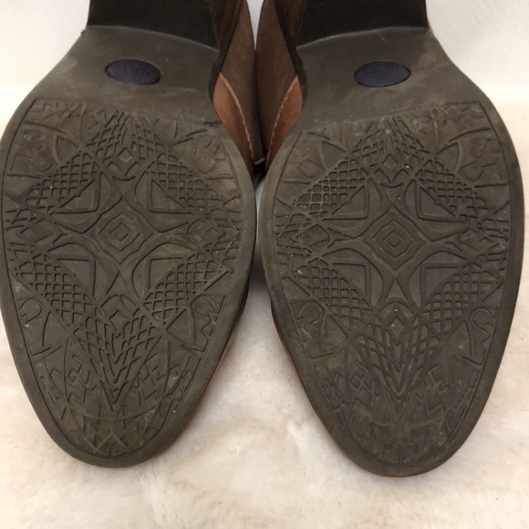 Me Too Booties - Picture 7 of 10